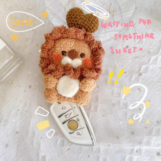 Handmade Knitted Lion Plush Car Key Protector - Anti-Scratch Key Pouch for Tesla BMW & Luxury Cars